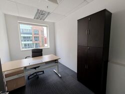 Burlington Square (D7), Office #632834341